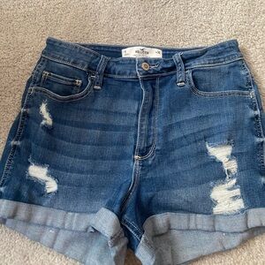 Hollister curvy high rise shorts